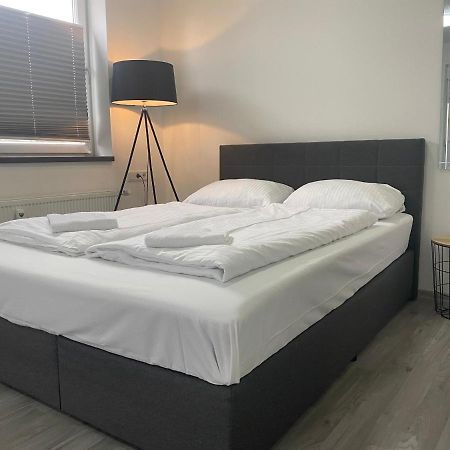 Urbanes, Modernes Apartment Mit Parkplatz Cassel Extérieur photo